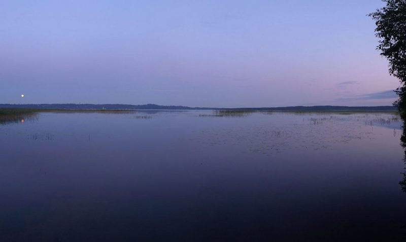 Озеро Кавголовское летом, красивый вид, ленинградская область, закат