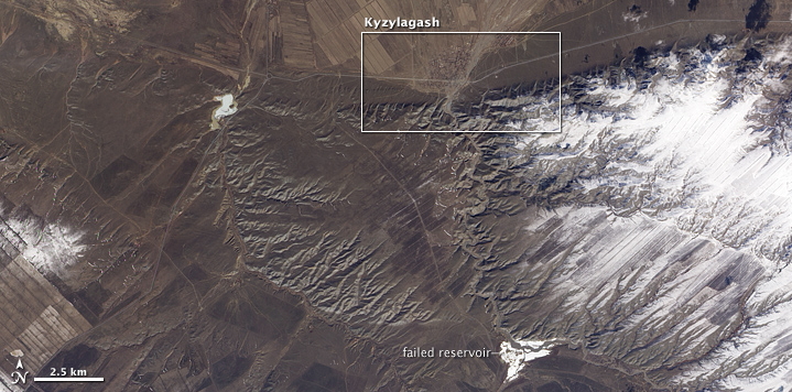 Снимок со спутника,Прорыв плотины в Кызылгаше, Казахстан