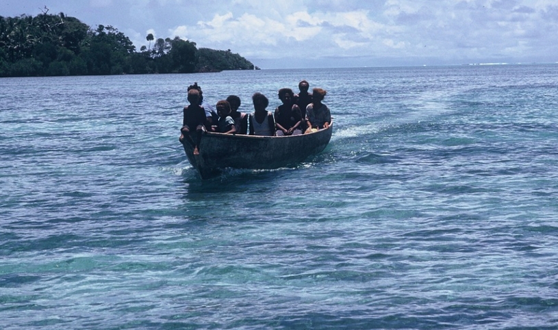 Соломоновы острова, океан, лодка