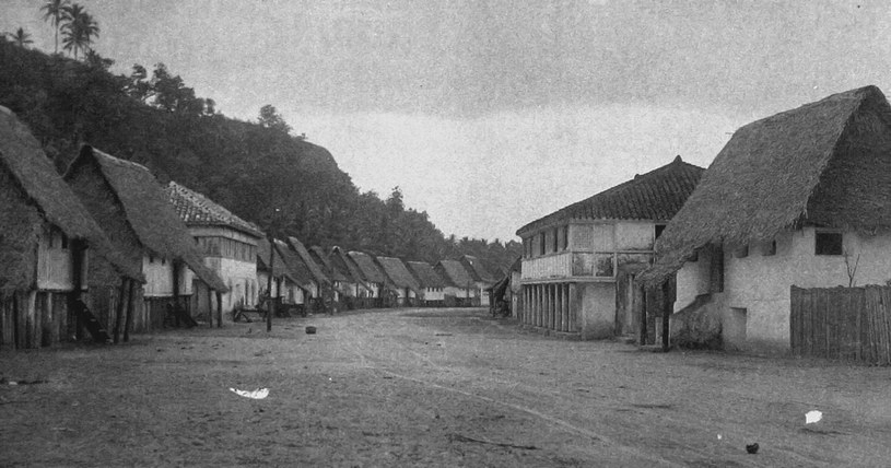 Поселение на острове Гуам, старое фото