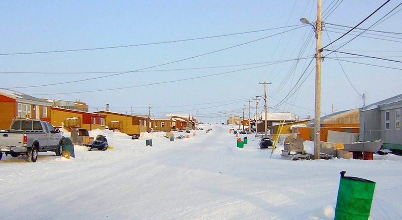 Поселок в Арктике, Канада, Канадский Арктический архипелаг, зима