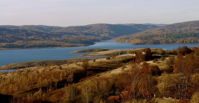 Озеро Власинско, осень, красивый вид, пейзаж, Сербия